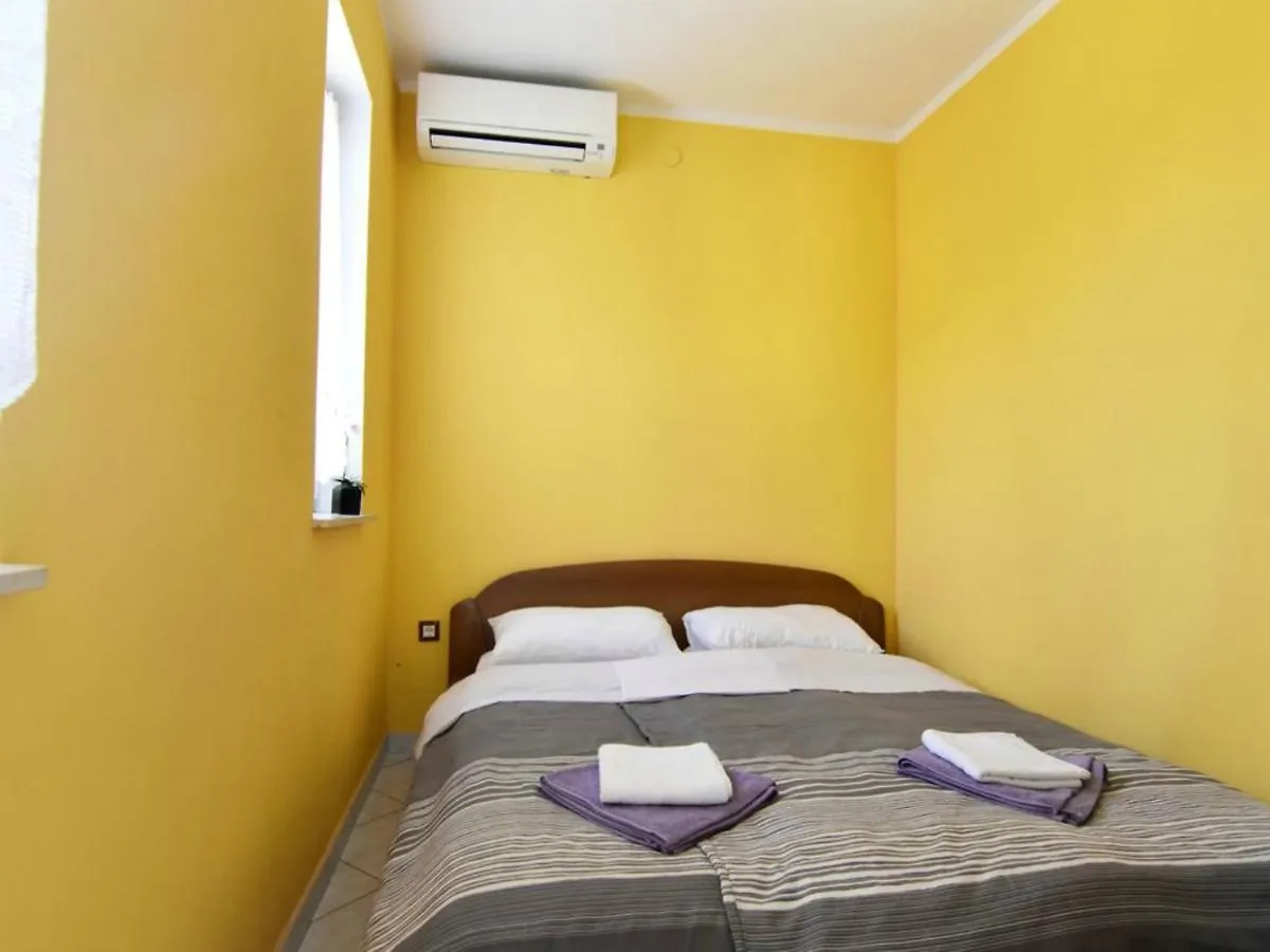 Apartmani Milos ウマグ