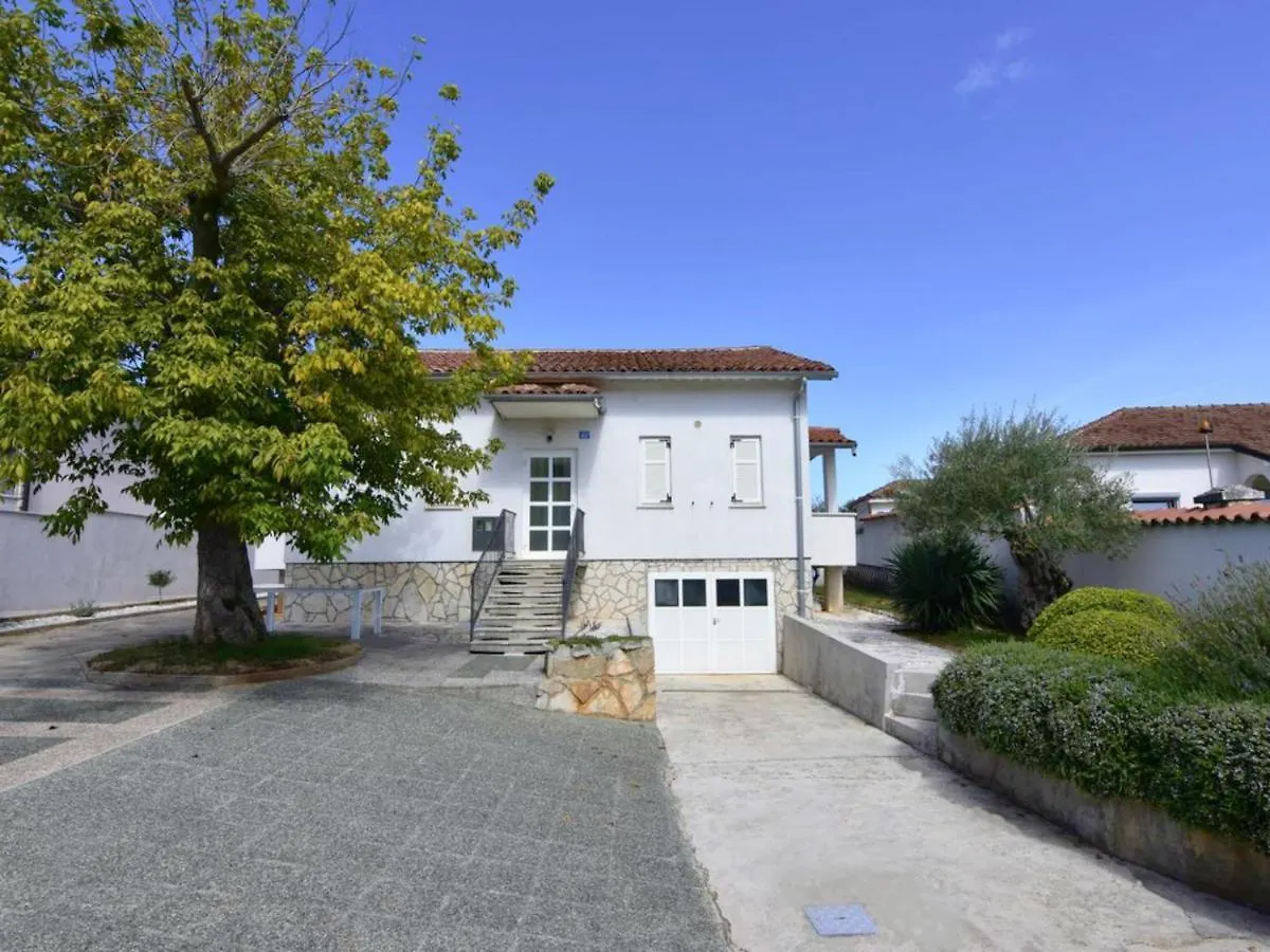 Apartmani Milos ウマグ